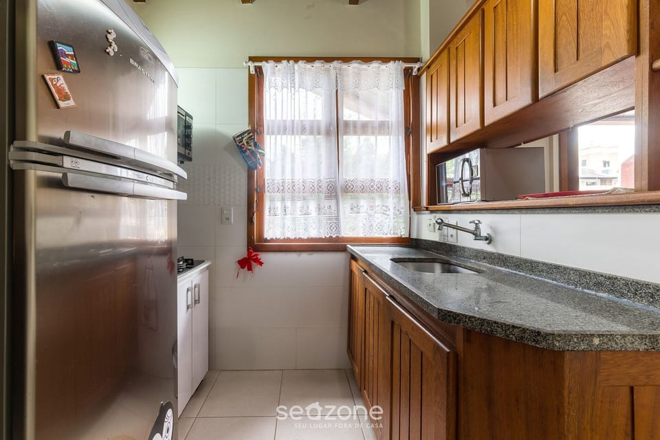 Basic Apartment | Private kitchen | Cookware/dishes/utensils