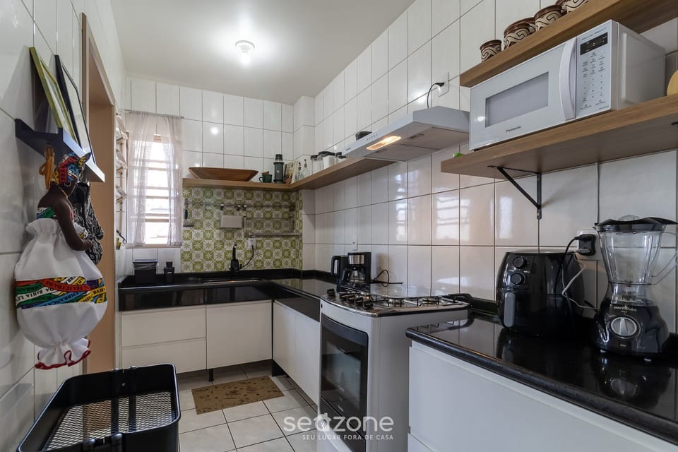 Basic Apartment | Private kitchen | Cookware/dishes/utensils