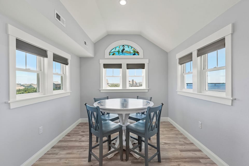 HIRO05: Livin' The Dream | Level 4 Breakfast Nook