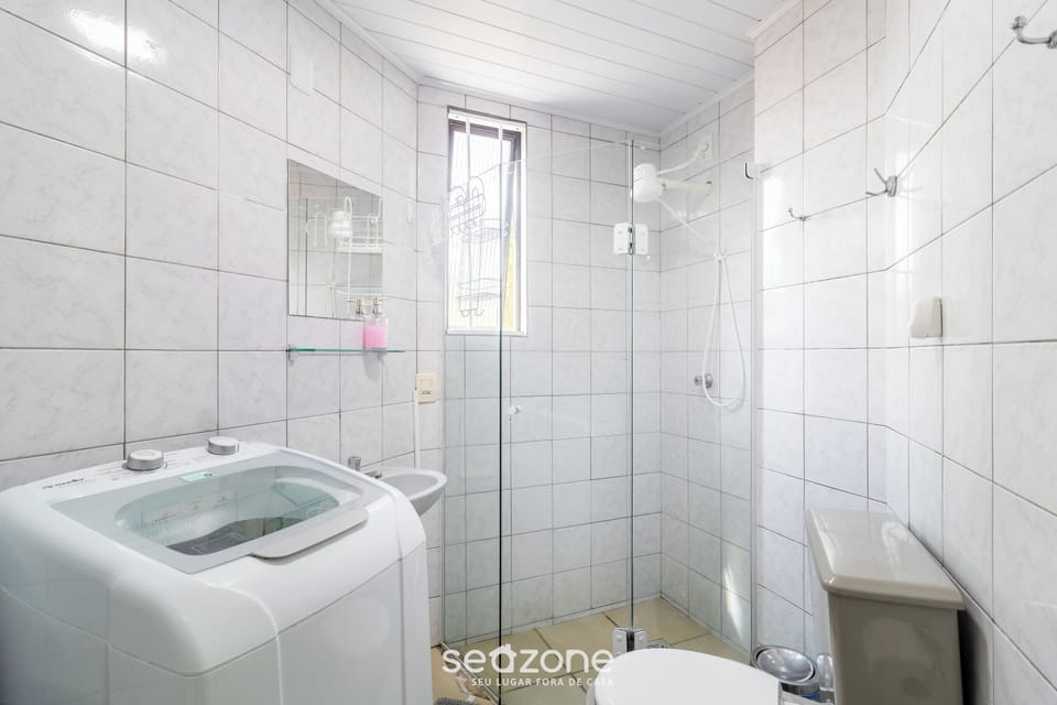 Apartment | Bathroom | Free toiletries