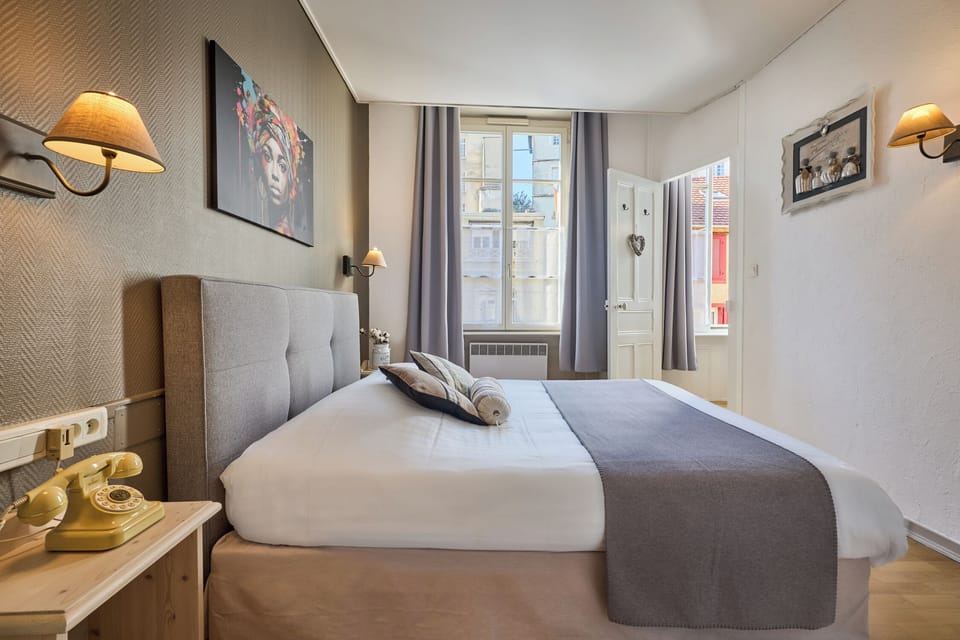 Superior Double or Twin Room | Premium bedding, desk, blackout drapes, soundproofing