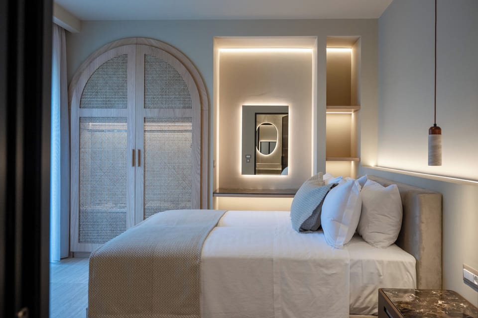 Four Bedroom Grand Royal Villa with Private Heated Pool | In-room safe, free WiFi, bed sheets