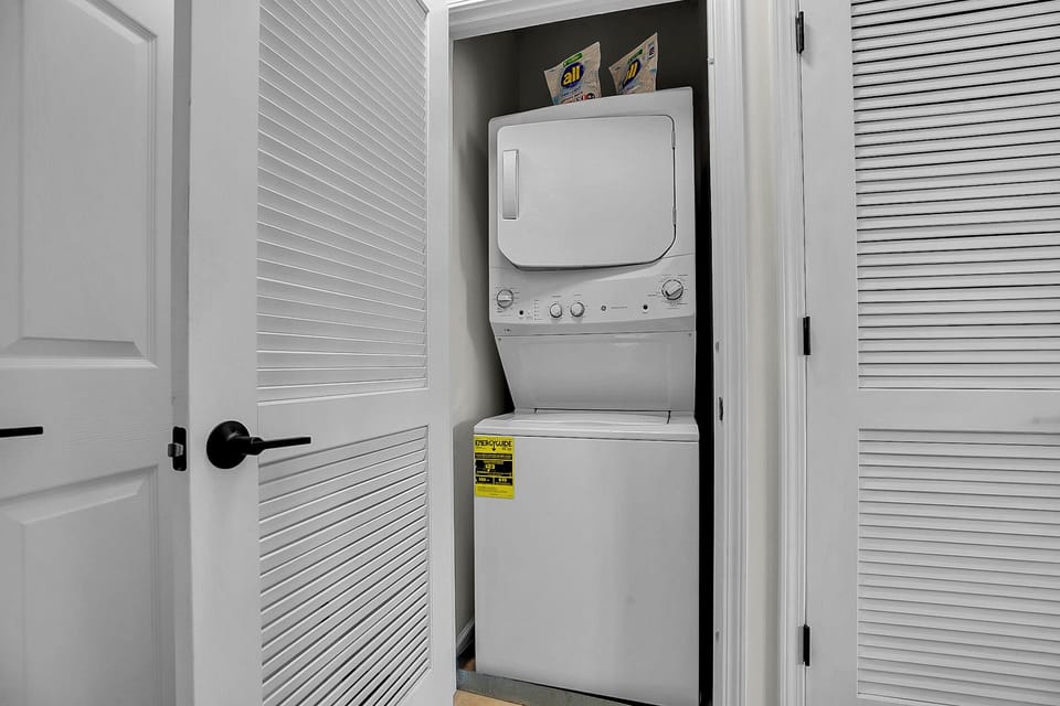 In Unit Washer and Dryer