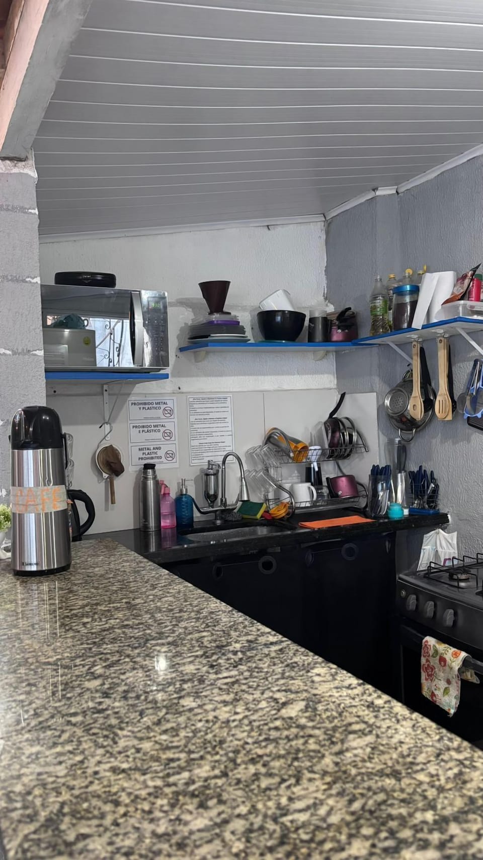 Microwave, oven, stovetop, cookware/dishes/utensils