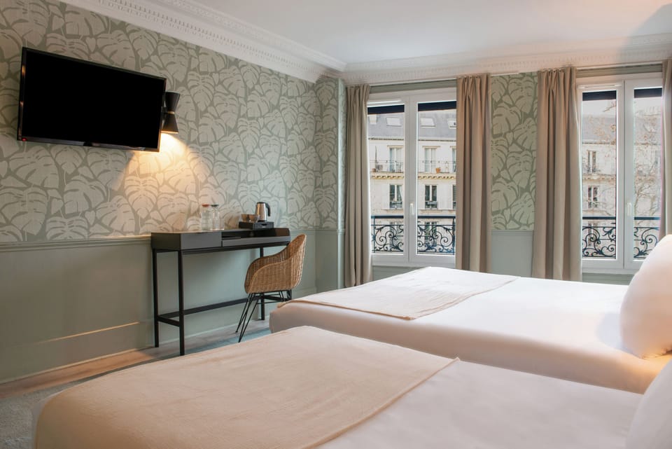 Deluxe Triple Room | Premium bedding, in-room safe, individually decorated