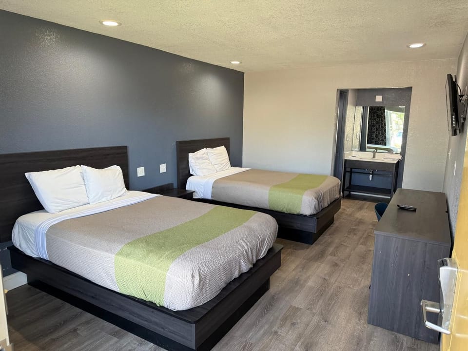 Classic Double Room | Free WiFi