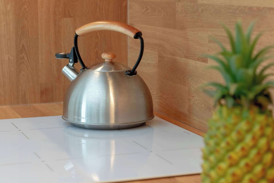 Fully equipped kitchenette.
