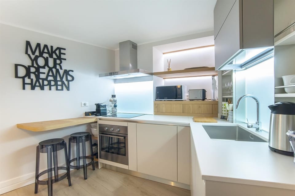 Apartment | Private kitchen | Microwave