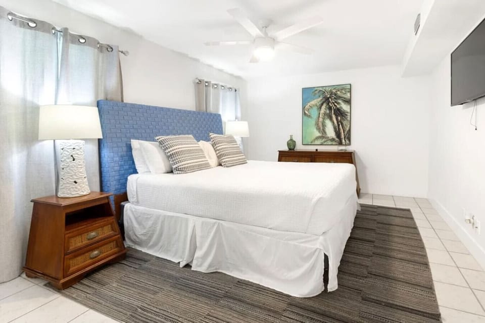 king size bedroom