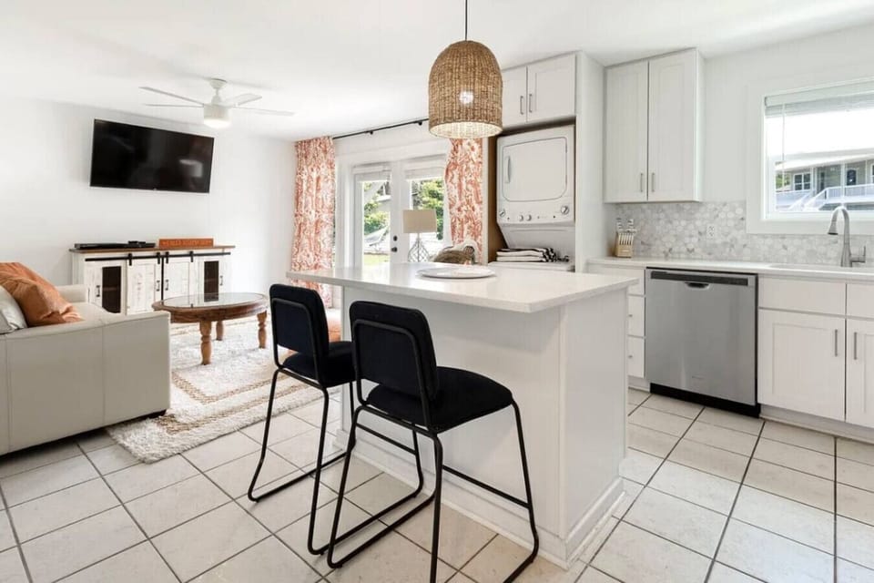 kitchen/ living room