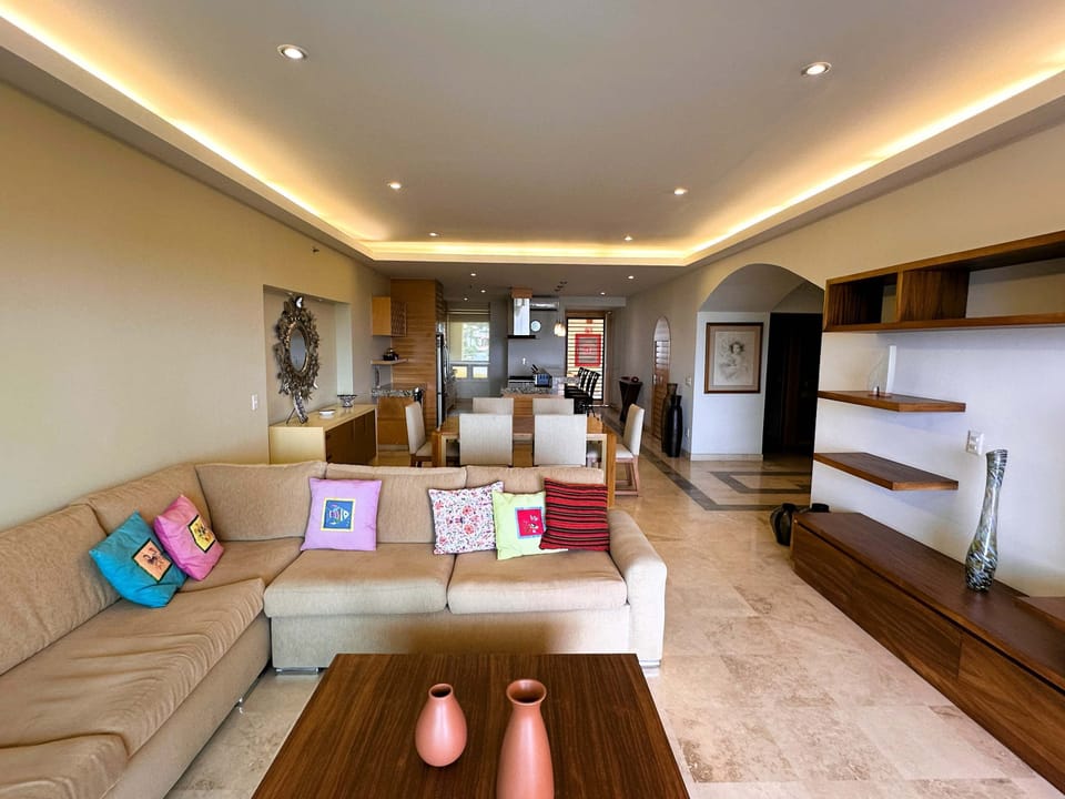Living Room | Cozy seating area designed for relaxing while enjoying scenic vistas