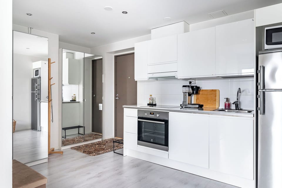 Superior Apartment | Private kitchen | Coffee/tea maker, electric kettle, toaster