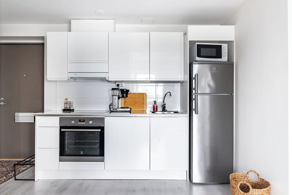 Superior Apartment | Private kitchen | Coffee/tea maker, electric kettle, toaster