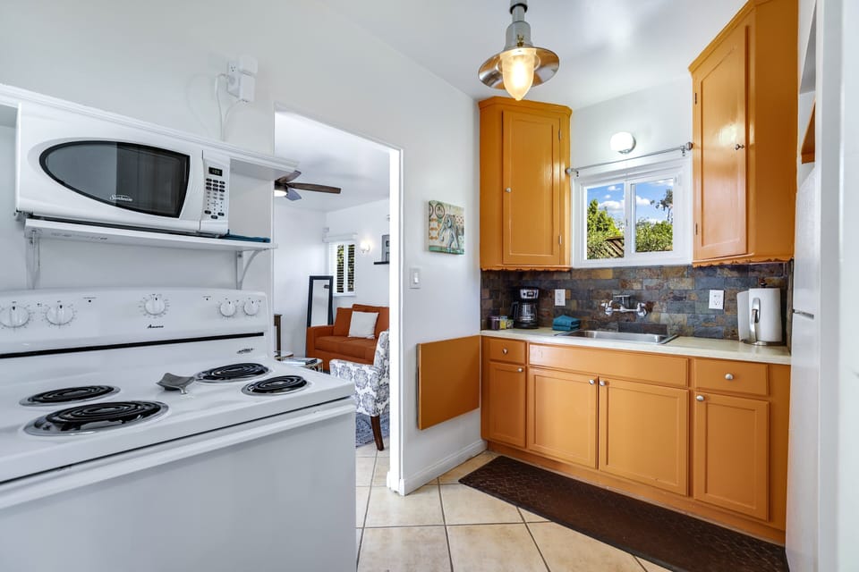 House, Multiple Beds, Pool Access, Mountain View (Cardillo 3) | Private kitchen