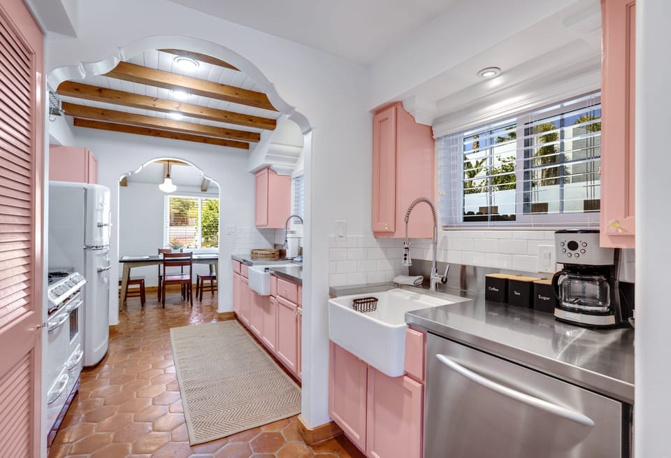 House, Multiple Beds, Pool Access, Mountain View (Cardillo 3) | Private kitchen