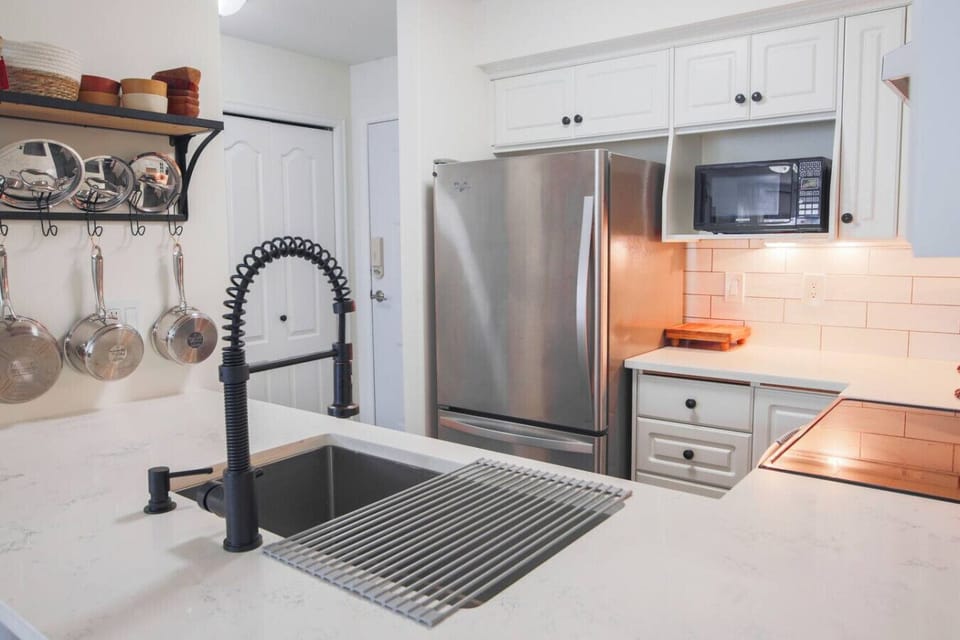 Fully stocked kitchen with modern appliances