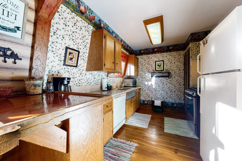 Cabin, Multiple Beds, Pool Access, Mountain View (VC124) | Private kitchen