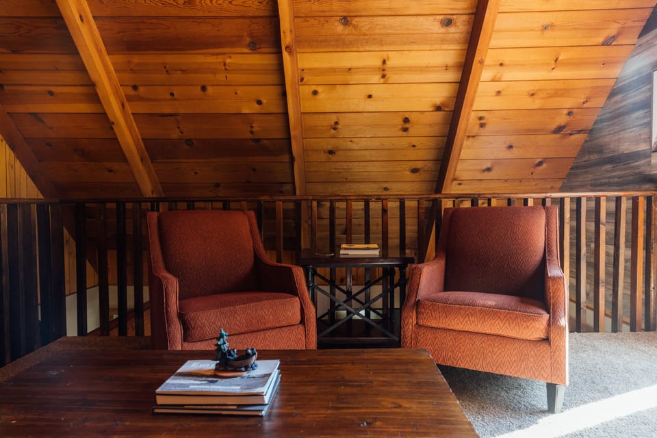 Cabin, Multiple Beds, Pool Access, Mountain View (2552) | Interior