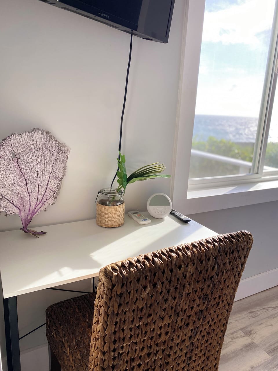 Desk area with a view, in bedroom 2