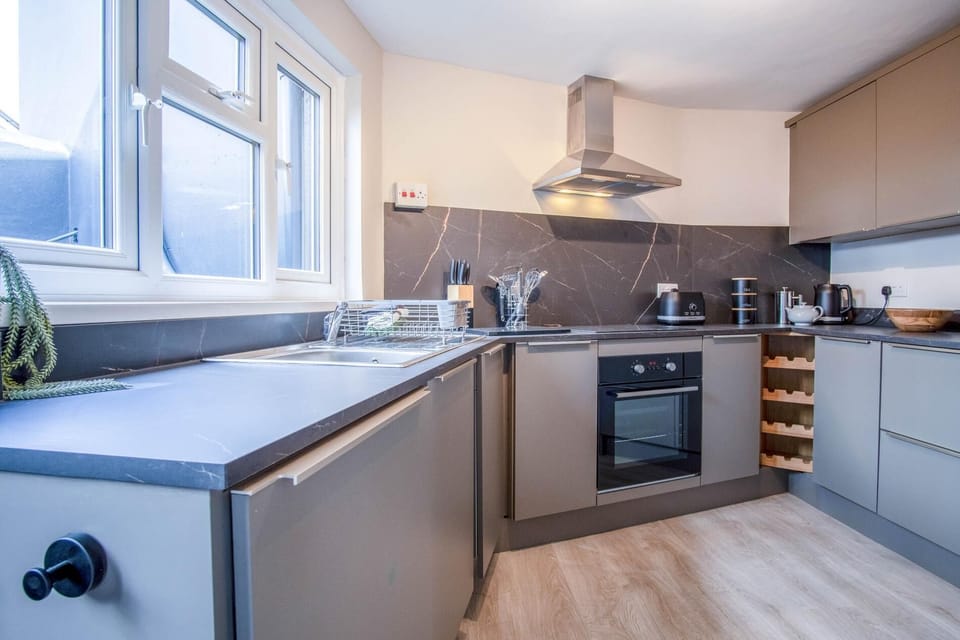 No 7 Moorfield Road - 3 Bed Townhouse - Narberth (26288)