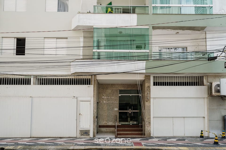 Basic Apartment | Exterior detail