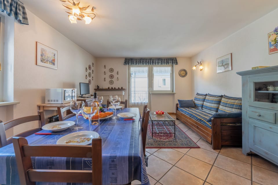 Living and dining room