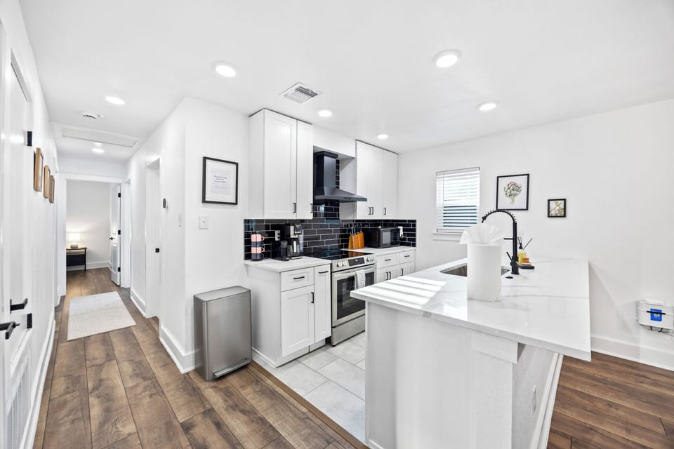 Functional kitchen with Nespresso & Keurig coffee machines