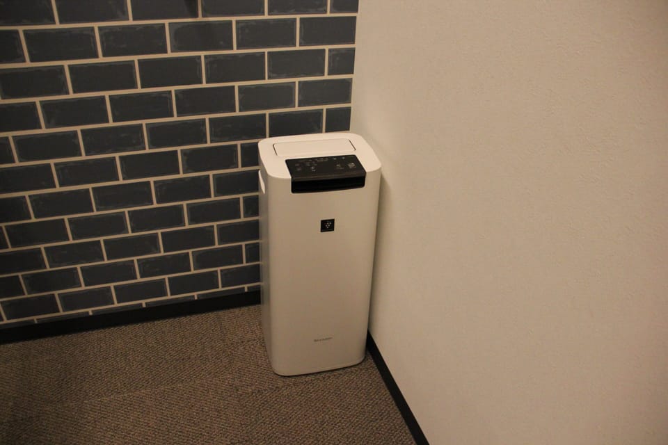 In-room safe, bed sheets