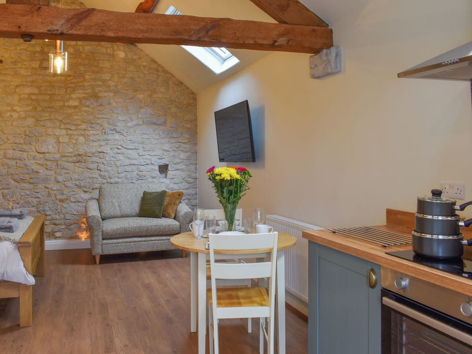 Open plan living space | The Loft - The Quiet Woman, Earl Sterndale, near Buxton