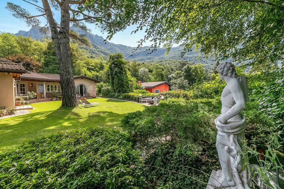 Family Villa, 4 Bedrooms, Fireplace, Mountainside (Villa Tre Pini) | Property grounds