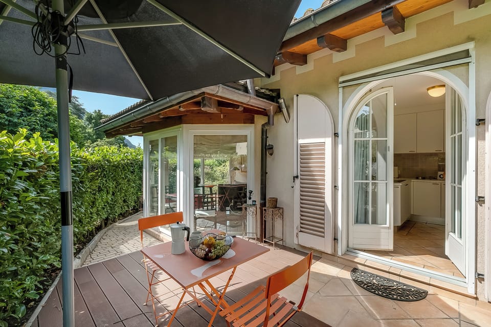 Family Villa, 4 Bedrooms, Fireplace, Mountainside (Villa Tre Pini Garden Escape) | Outdoor dining