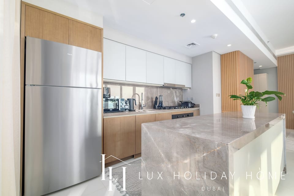 Apartment | Private kitchen | Electric kettle, toaster