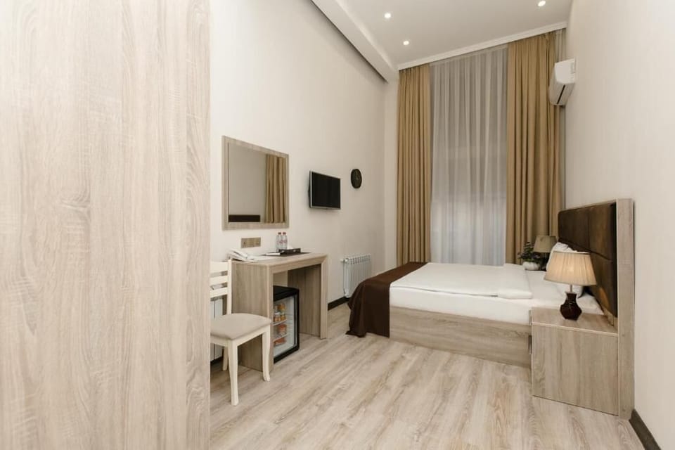 Standard Double Room, City View | Premium bedding, Select Comfort beds, minibar, in-room safe