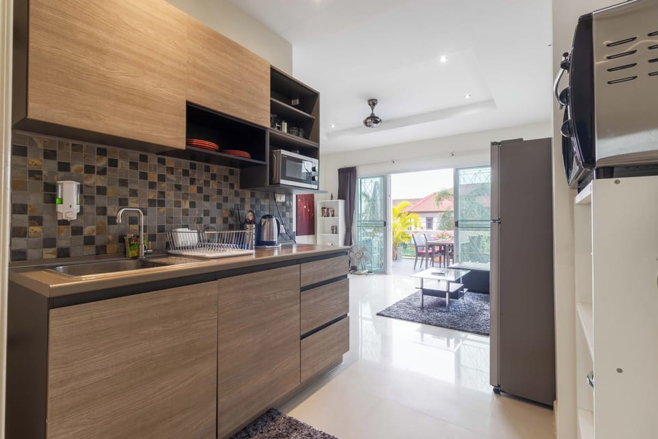 Basic Apartment | Private kitchen