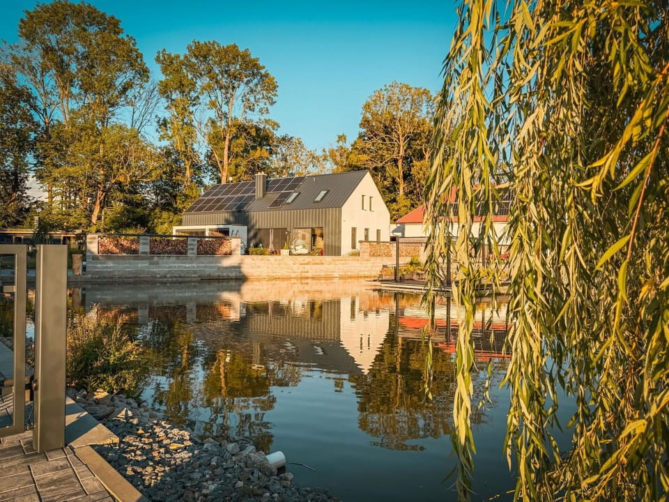 Water, Watercourse, Home, House, Bank, Roof, Cottage, Reflection, Lake, Estate