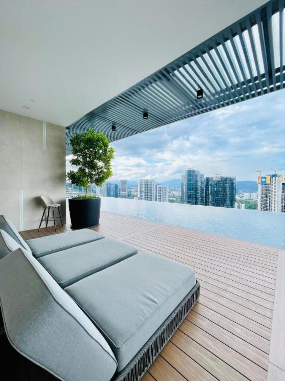 Rooftop pool