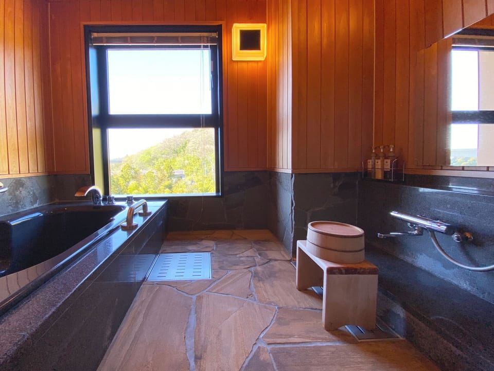 2Bed+Special Room (751)12.5+7.5 Tatami+Living | Down comforters, in-room safe, WiFi (free), individually decorated