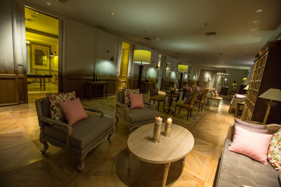 Body treatments, aromatherapy, body scrubs, facials, reflexology