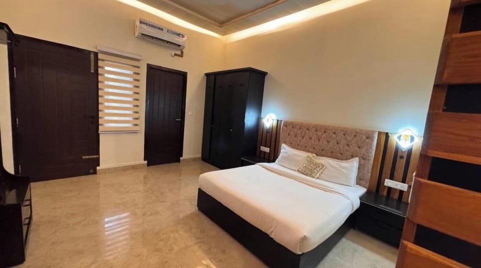 Business Double Room