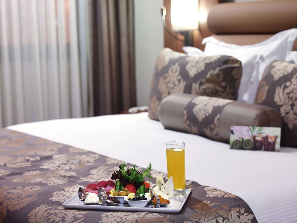 Premium bedding, minibar, in-room safe, desk
