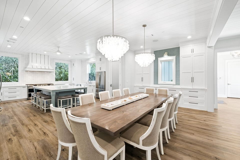 Carousel - Blue Mountain Beach - 1st Floor - Dining and Kitchen Area
