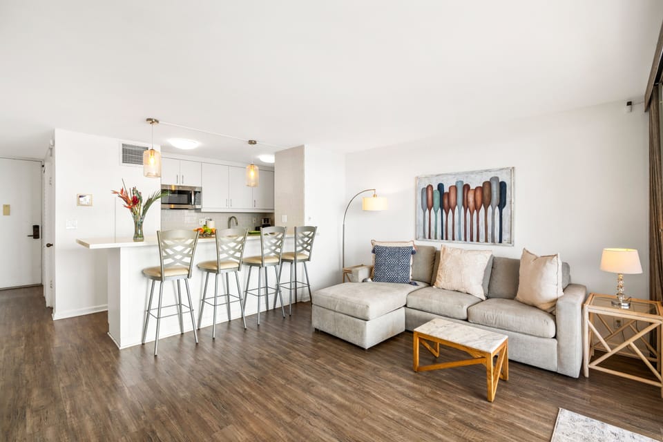 Condo, 1 Bedroom | Living area