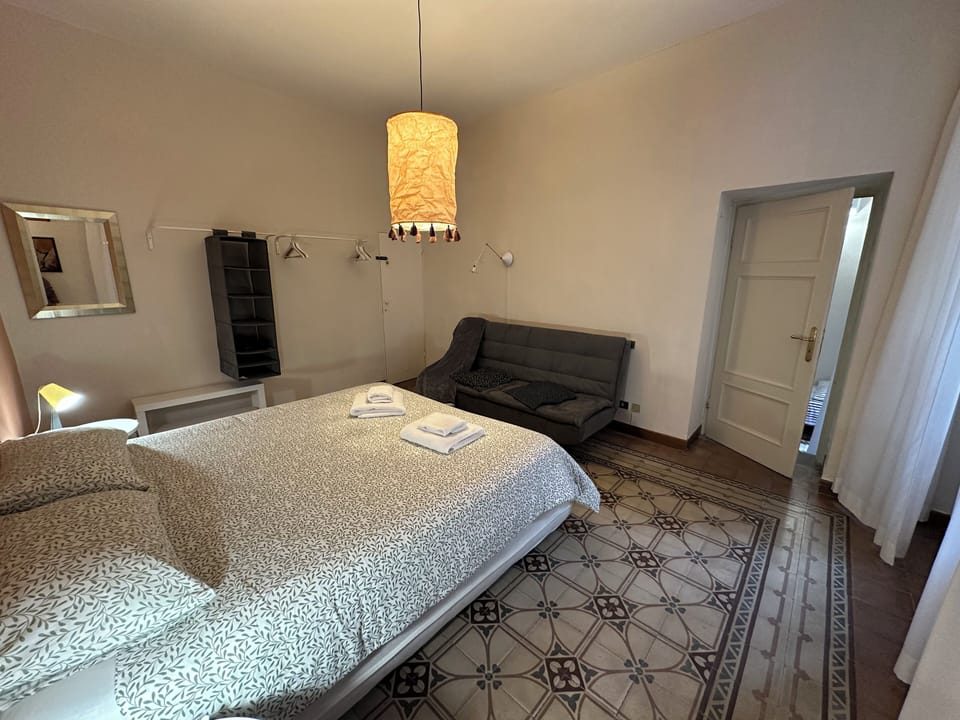BEDROOM (7)
