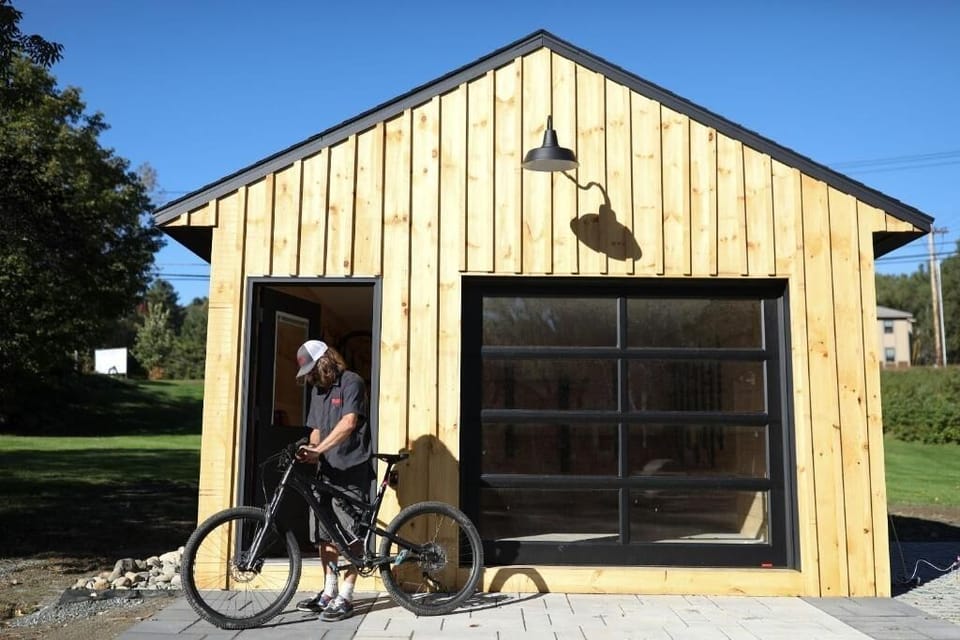 Arrive to a private modern outbuilding with easy outdoor access.
