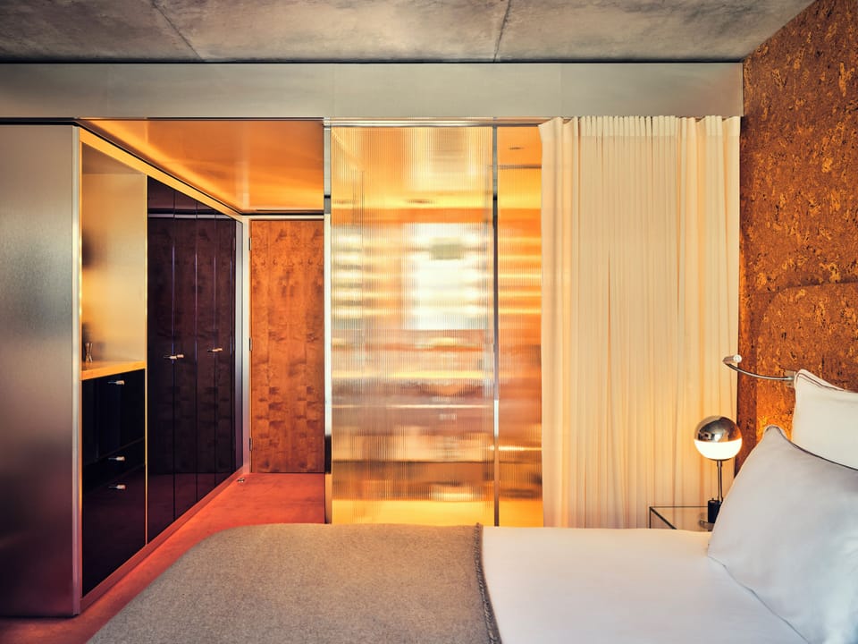 Superior Room | Egyptian cotton sheets, premium bedding, pillowtop beds, minibar