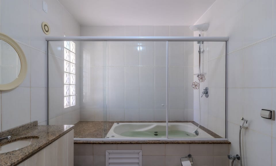 Villa | Bathroom