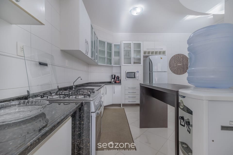 Basic Apartment | Private kitchen