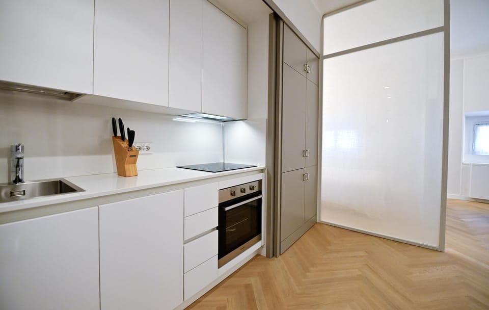 Apartment | Private kitchen | Microwave