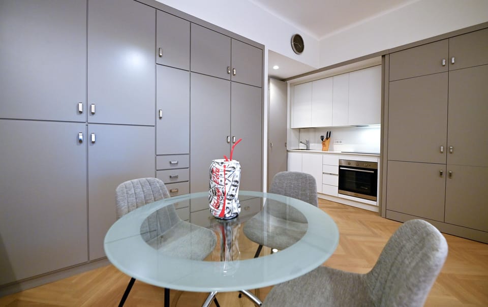 Apartment | Dining room