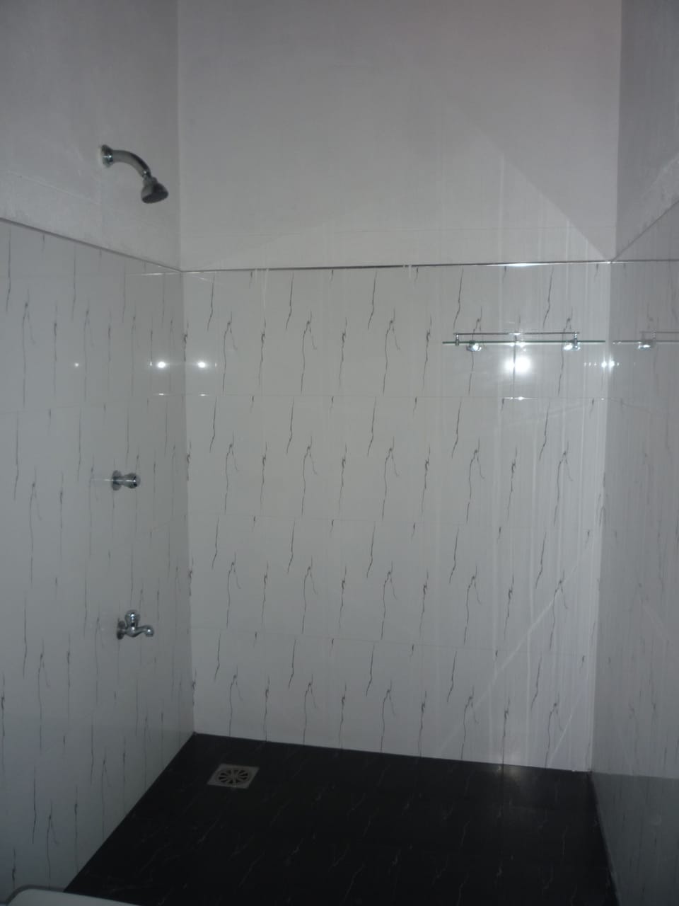 Romantic Bungalow, 1 Bedroom, Lagoon View | Bathroom | Shower, free toiletries
